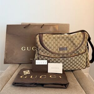 Gucci Beige & Brown GG Supreme Canvas Crossbody Diaper Bag